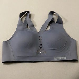 Victoria Sport Bra